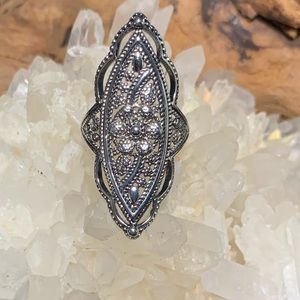 Vintage solid sterling silver ring